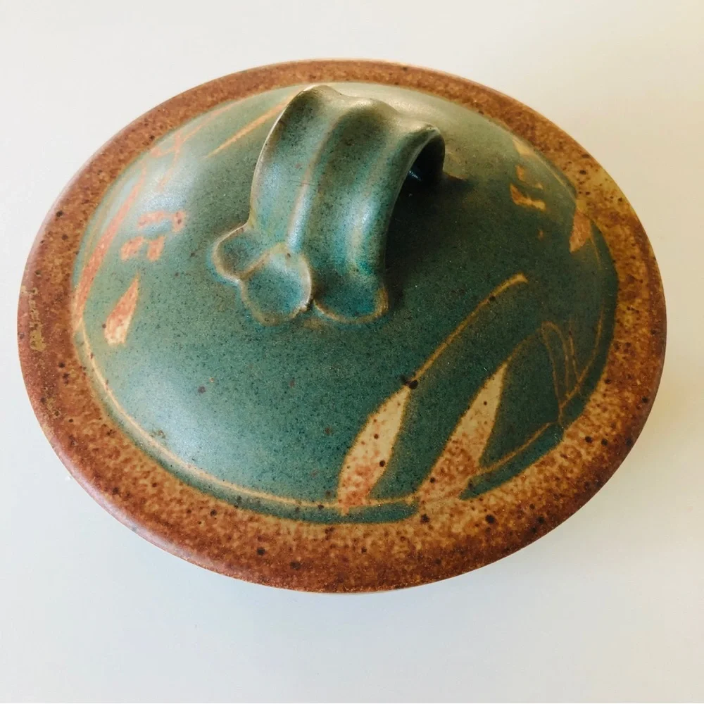 Artisnal  Handmade Pottery Casserole Signed
